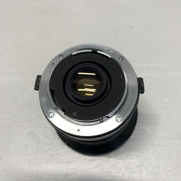 Vivitar 28mm 1:2.5 Auto Wide-Angle Lens for Canon FD series With Case - Picture 6 of 8